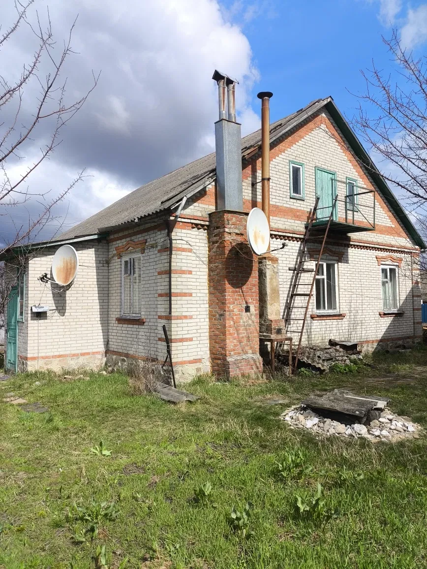 Будинок, Тростянець: великий двір, погріб, літня кухня - фото 4