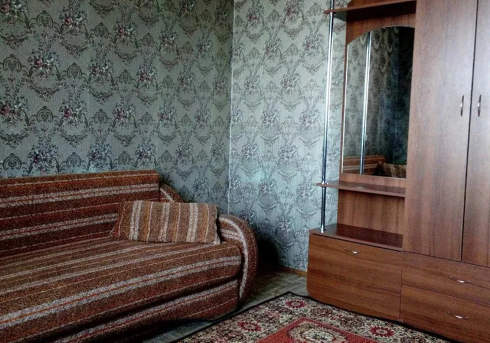 2-кімнатна квартира, Салтівський: метро Захисників України - фото 1