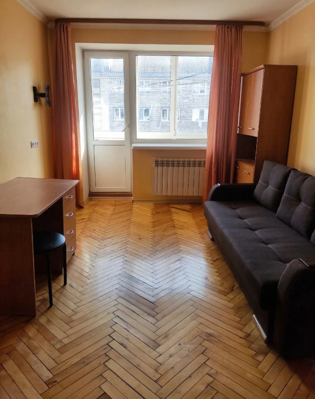 1-кімнатна квартира, Гнідава: євроремонт, торг можливий - фото 1