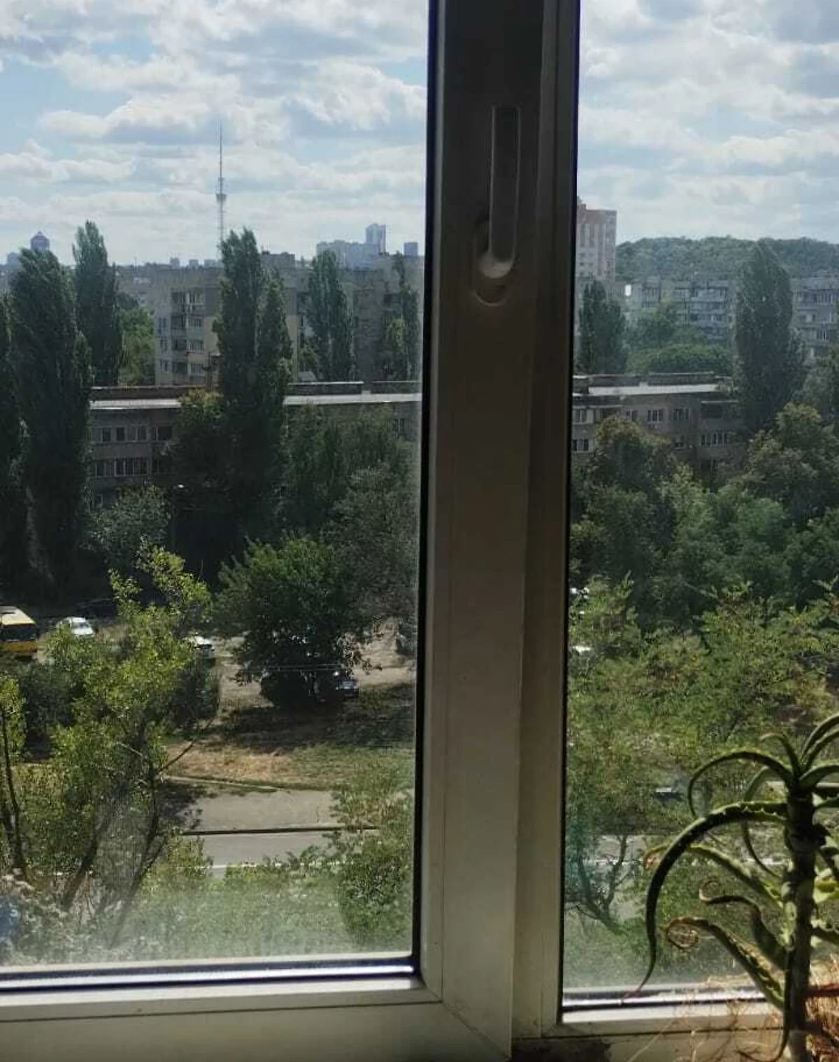2-кімнатна квартира, Вишгородський масив: ліфт і вода без світла - фото 1