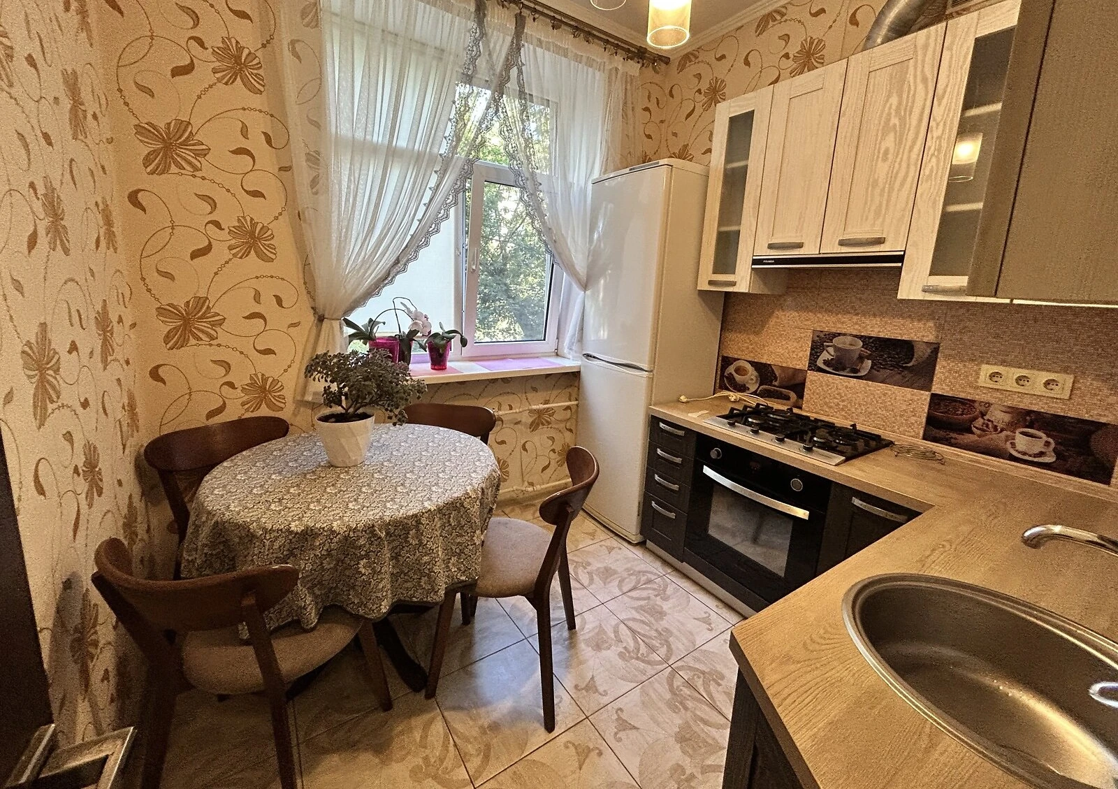 2-кімнатна квартира, Лук'янівка: євроремонт, укриття в будинку, фото 5