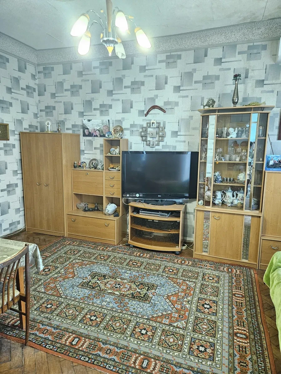4-комнатная квартира, Киевский: в центре, под ремонт, 2 балкона, фото 2